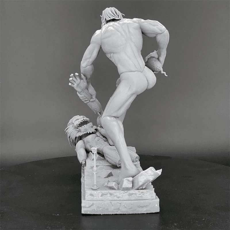Assailant Titan vs Jaw Titan Resin Figure - Attack on