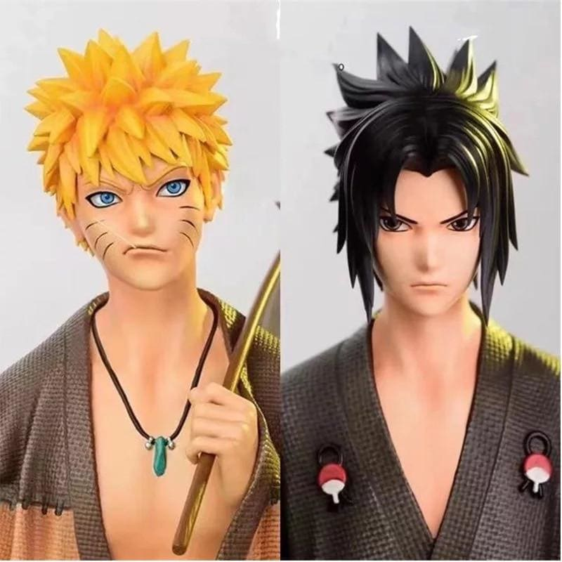 Figure of Sasuke Uchiha and Naruto - Naruto Shippuden™