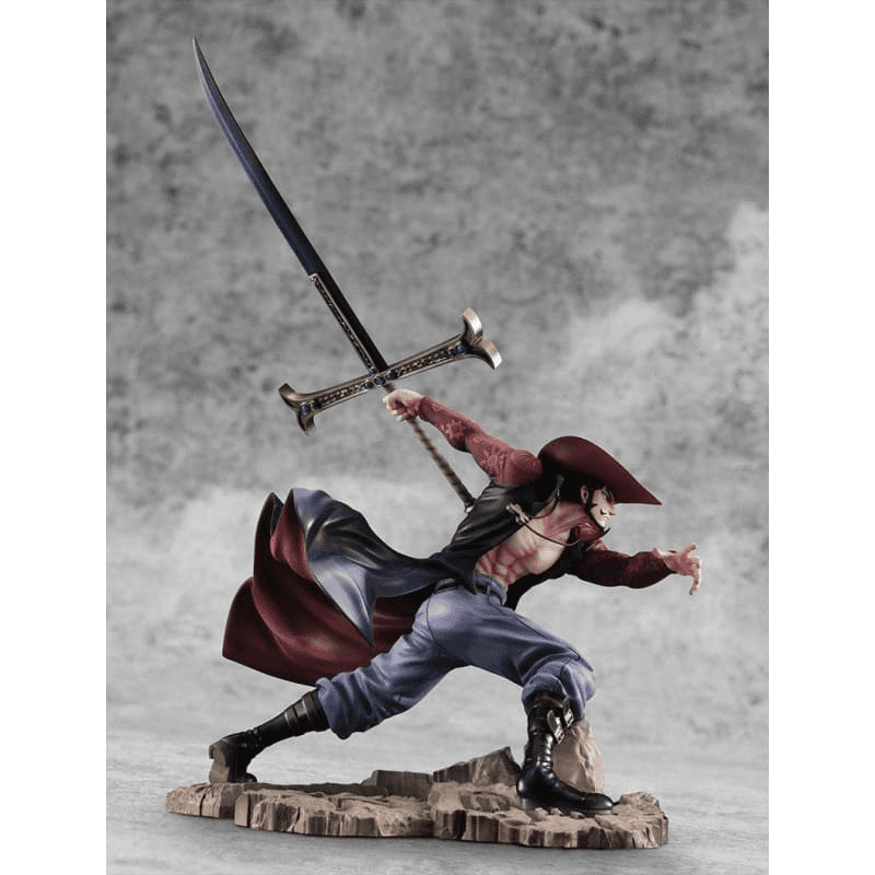 Dracule Mihawk Figure - One Piece™