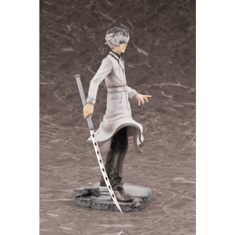 Ken Kaneki figure as an inspector - Tokyo Ghoul™