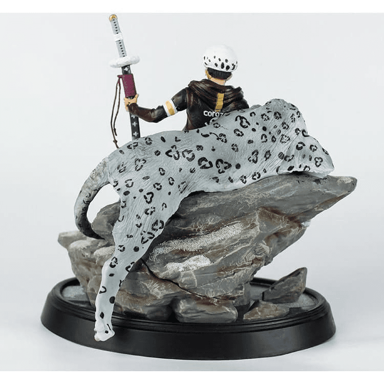 Trafalgar D. Law Figure - One Piece™